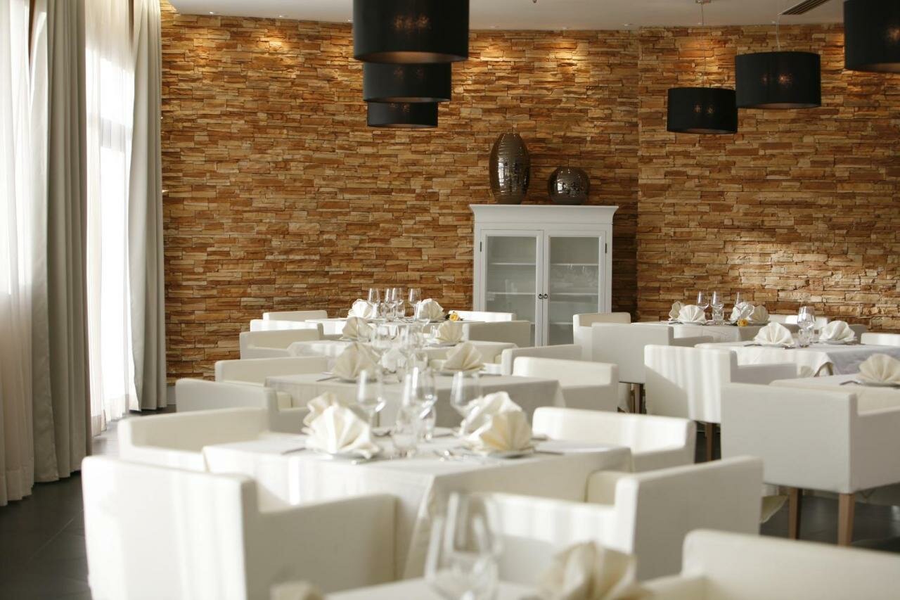 Гостиница Мира Южно-Сахалинск-107