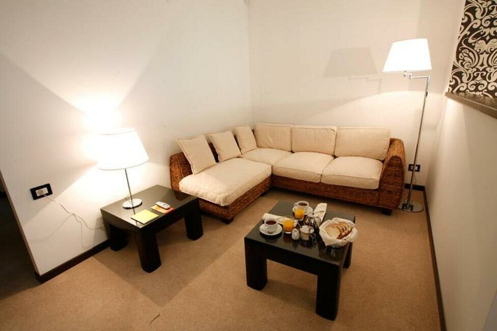 Гостиница Мира Южно-Сахалинск-103