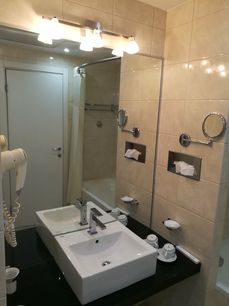 Гостиница Мира Южно-Сахалинск-192